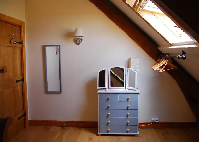 Golden Light Escape Dom wakacyjny *