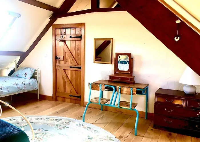 Golden Light Escape Dom wakacyjny *