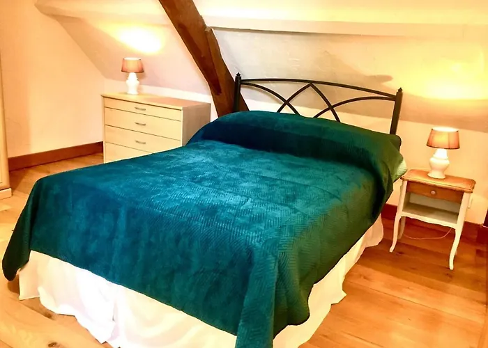 Golden Light Escape *